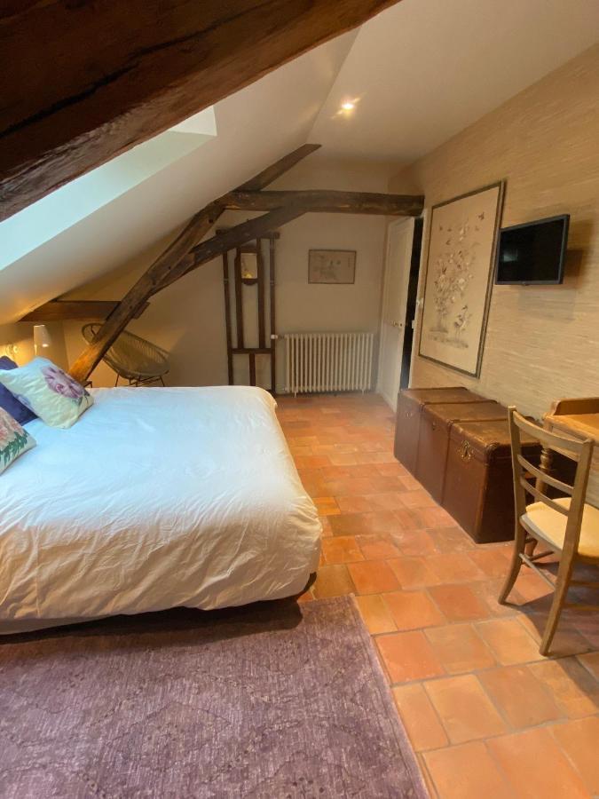 La Gironnerie Bed & Breakfast Loche-sur-Indrois Exterior photo